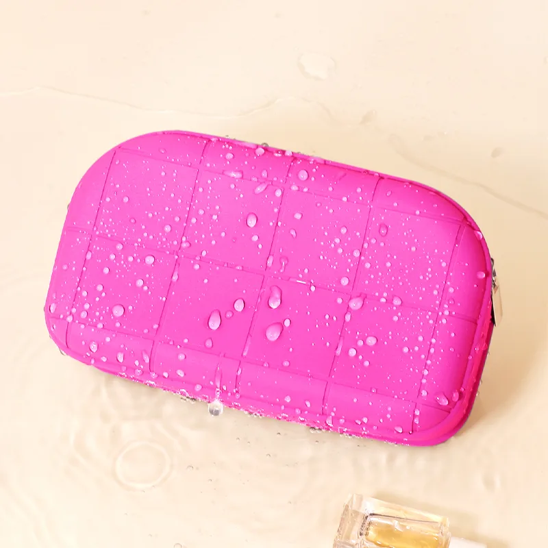 Large Capacity Waterproof Silicone Makeup Bag Fashionable Multi-Functional Cosmetic Storage Zipper Bag - Custom Makeup Bag - detail view 9