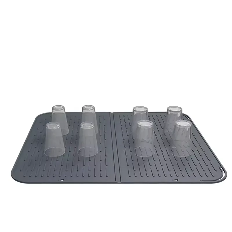 Foldable Silicone Dish Drying Mat - Non-Slip Protective Pad - detail view 3